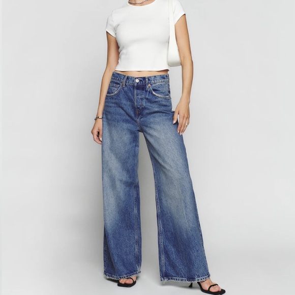 Reformation ‘Iggy Super Wide Leg Slouch Jeans’ in Juno - Picture 1 of 10
